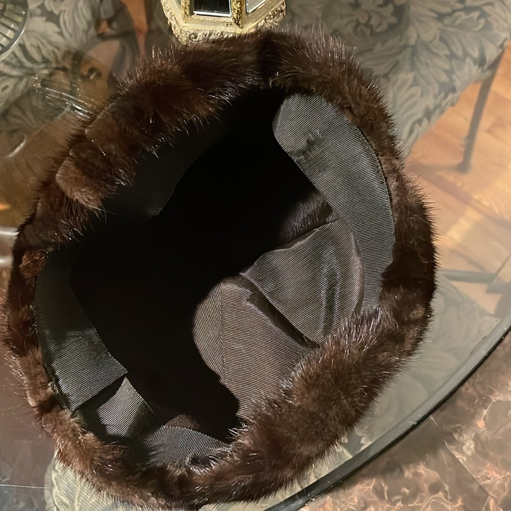 Fur Hat - Picture 4 of 6